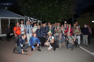 Gruppenfoto zum Start am Blumenpavillon